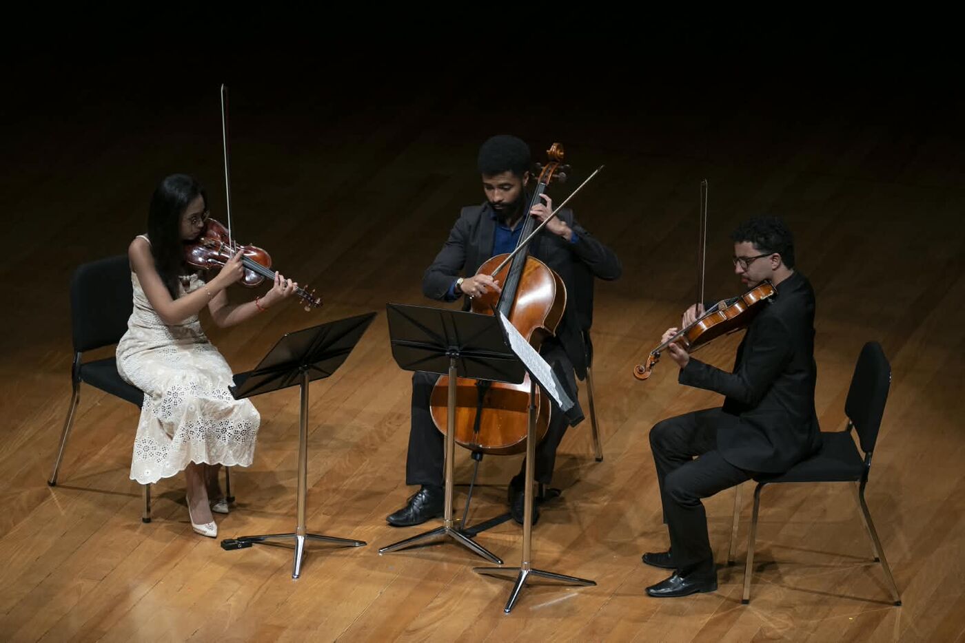 Trio de cordas em concerto
